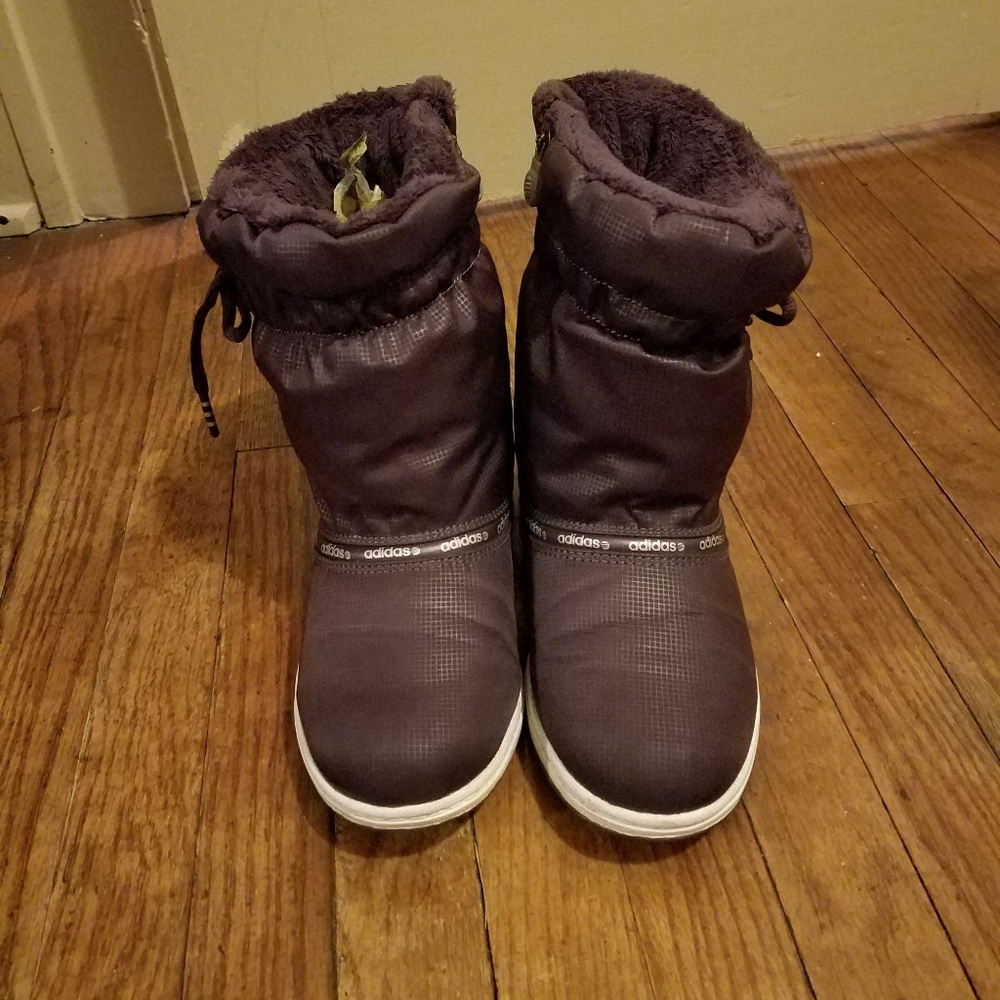Adidas snow boots
